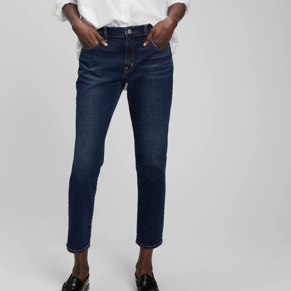 Gap 1969 Mid-rise Girlfriend dark wash